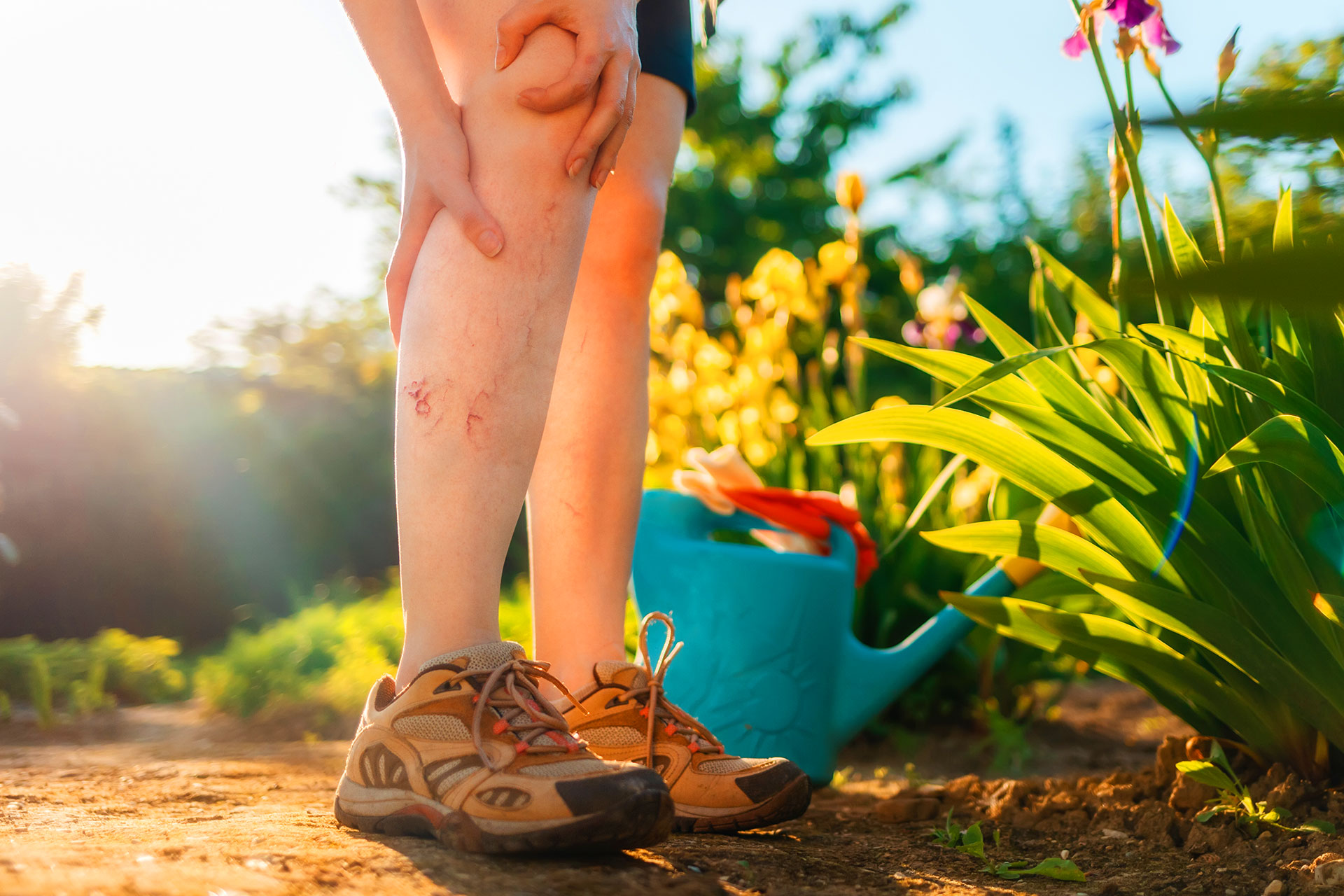 Patient consultation with vein specialist for tired leg symptoms and venous insufficiency